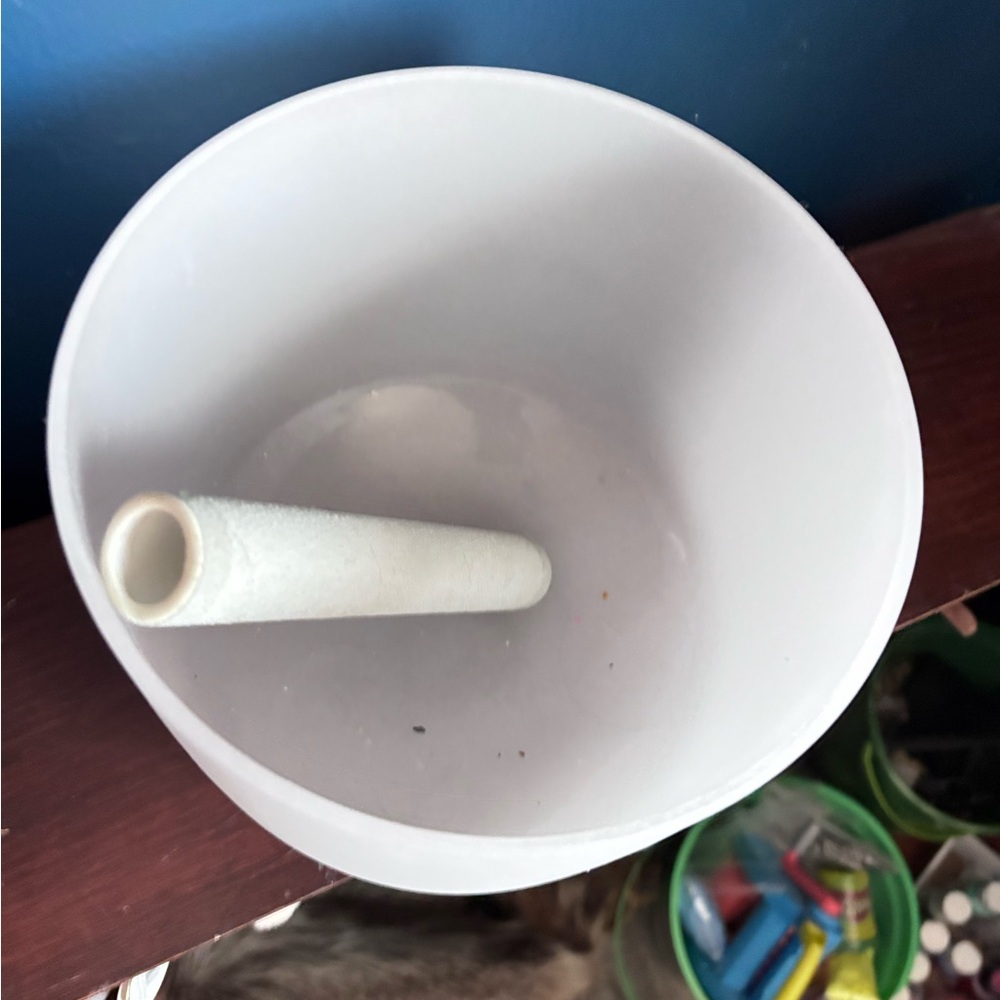 Crystal singing bowl